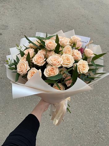 Букет Кремовые розы Латте в Шипуново